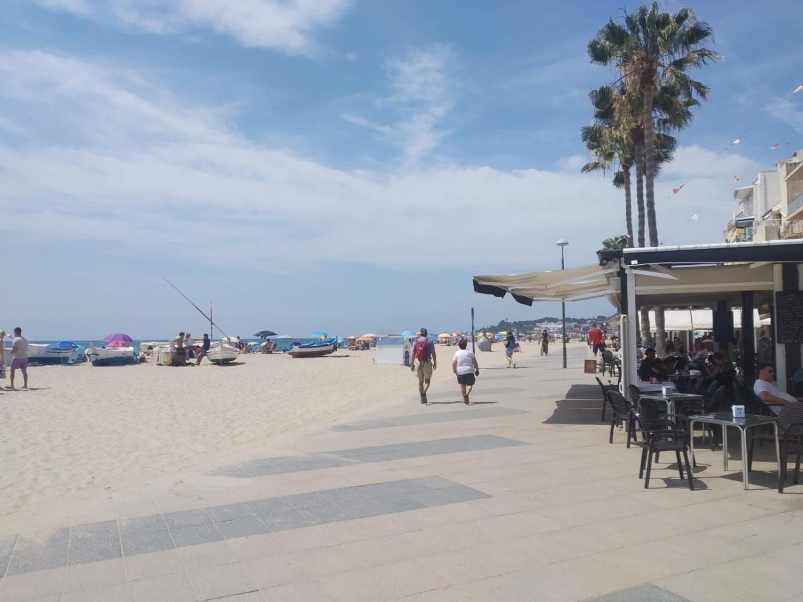 Baix A Mar Lägenhet Torredembarra Exteriör bild